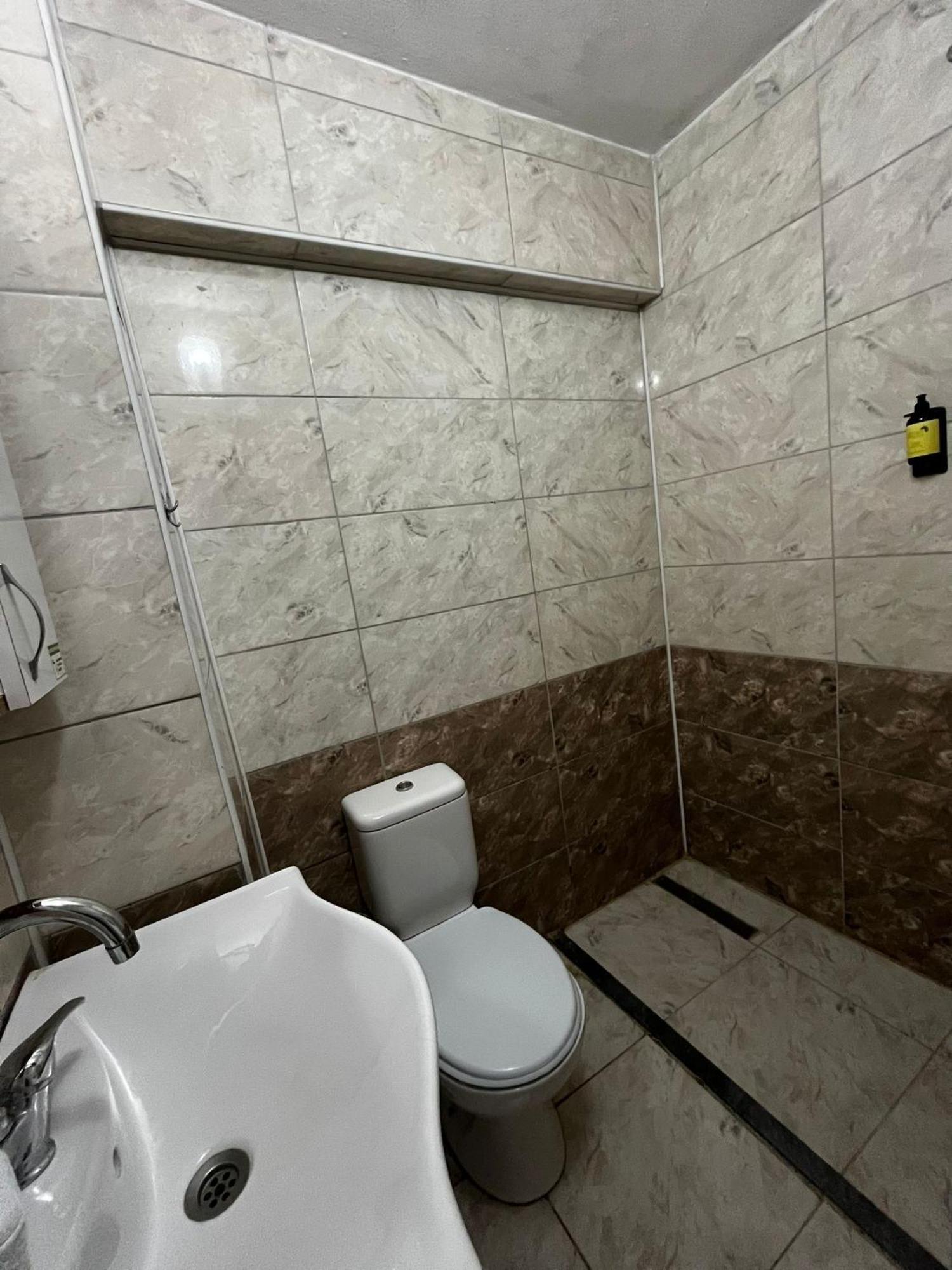 Mht Otel Одрин Екстериор снимка